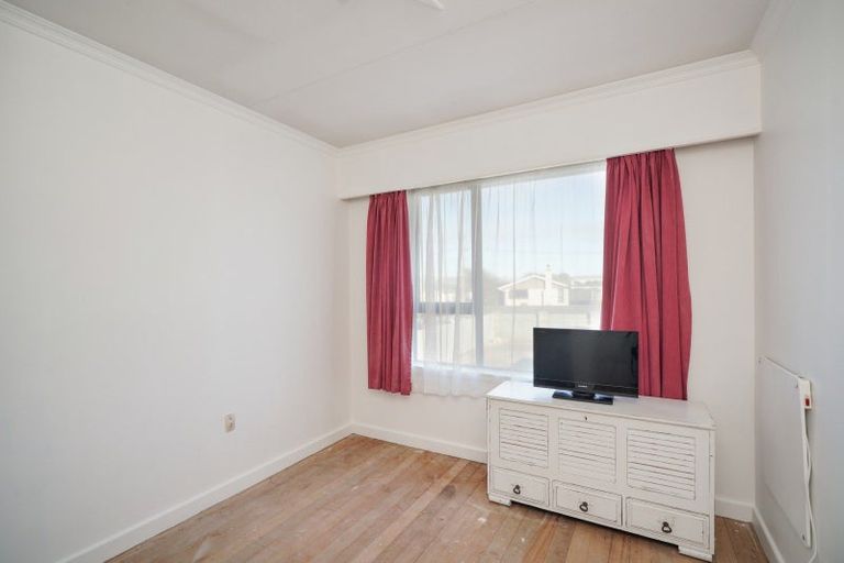 Photo of property in 30 Wicklow Street, Clifton, Invercargill, 9812