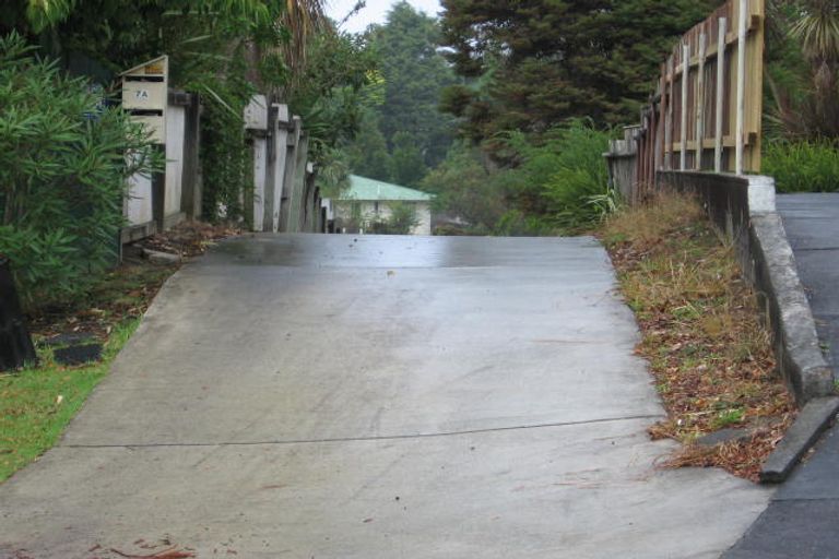 Photo of property in 7 James Scott Place, Te Atatu South, Auckland, 0602