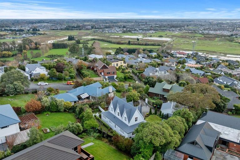 Photo of property in 85 Penruddock Rise, Westmorland, Christchurch, 8025