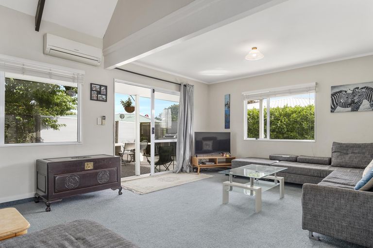 Photo of property in 12a Darraghs Road, Brookfield, Tauranga, 3110