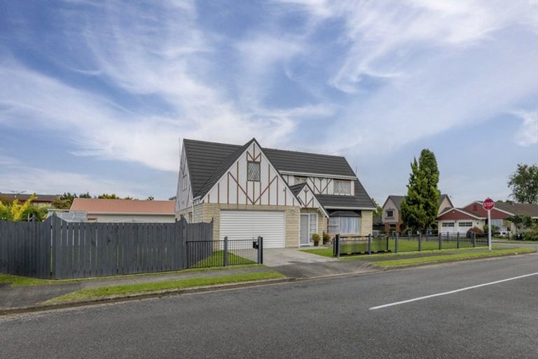 Photo of property in 40 Burn Street, Levin, 5510