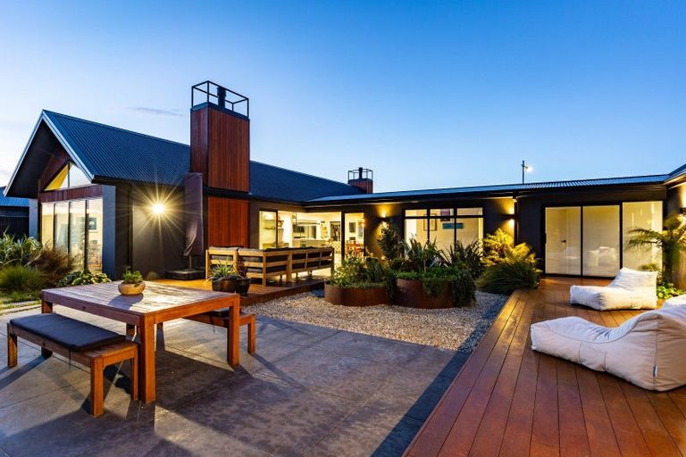 Photo of property in 15 Catalina Crescent, Burleigh, Blenheim, 7201