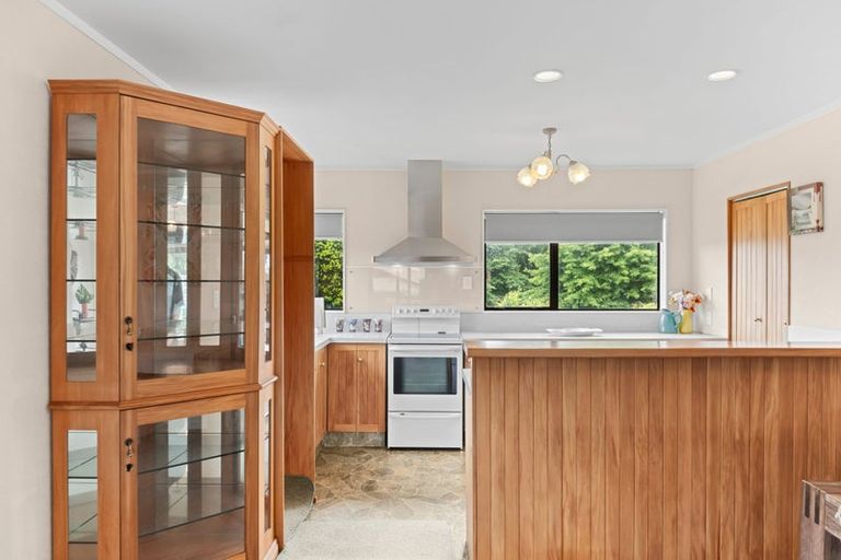 Photo of property in 5 Whakapaki Street, Urenui, 4375