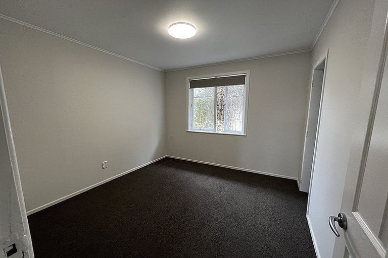 Photo of property in 36 Meilland Place, Glen Eden, Auckland, 0602
