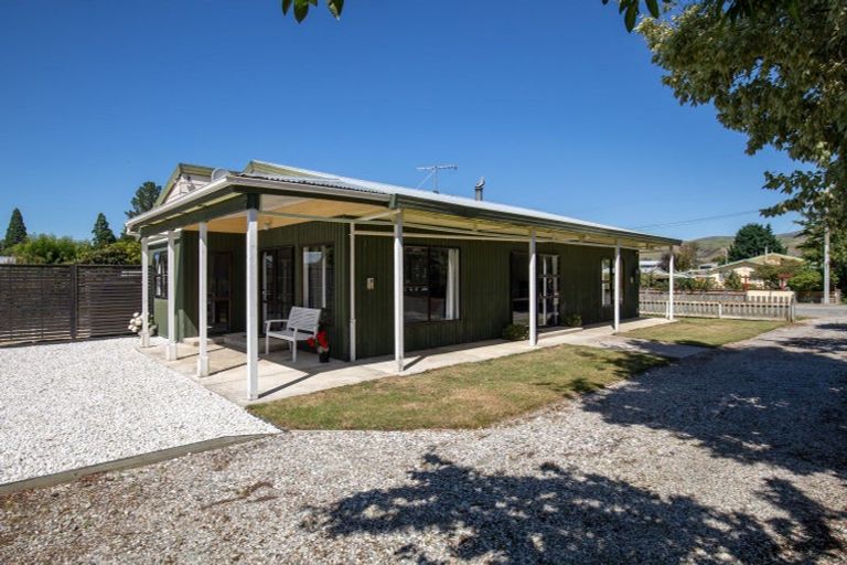 Photo of property in 16 Marsh Road, Ettrick, Roxburgh, 9572