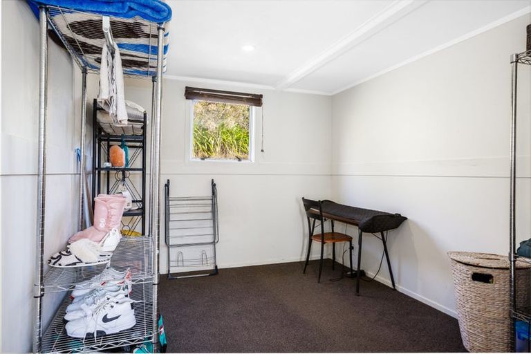 Photo of property in 10 Ribbonwood Terrace, Ranui, Porirua, 5024