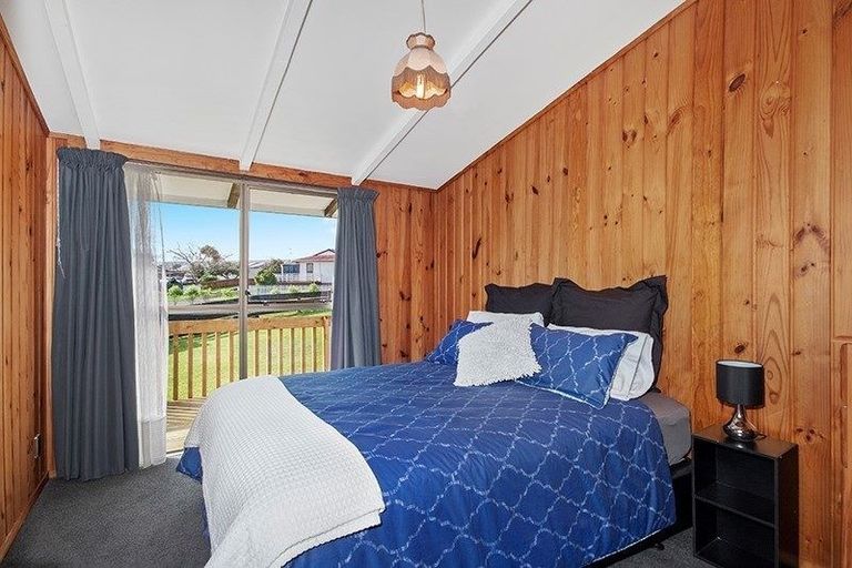 Photo of property in 4 Lina Place, Waiuku, 2123