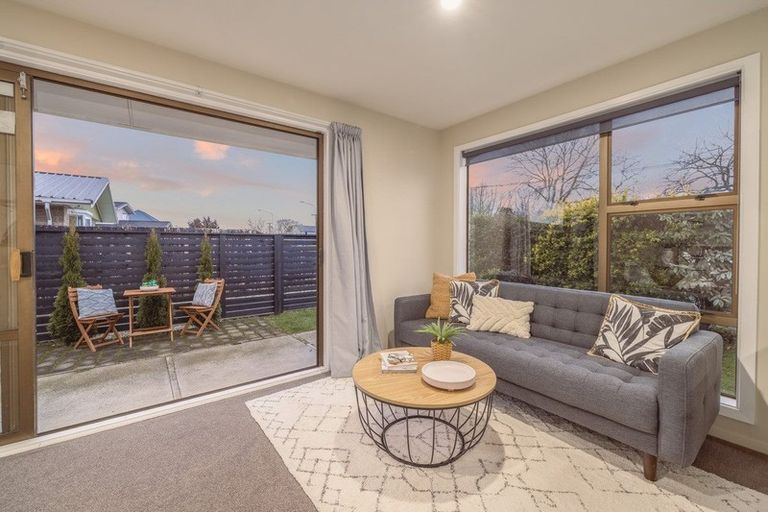 Photo of property in 1/78 Middlepark Road, Sockburn, Christchurch, 8042