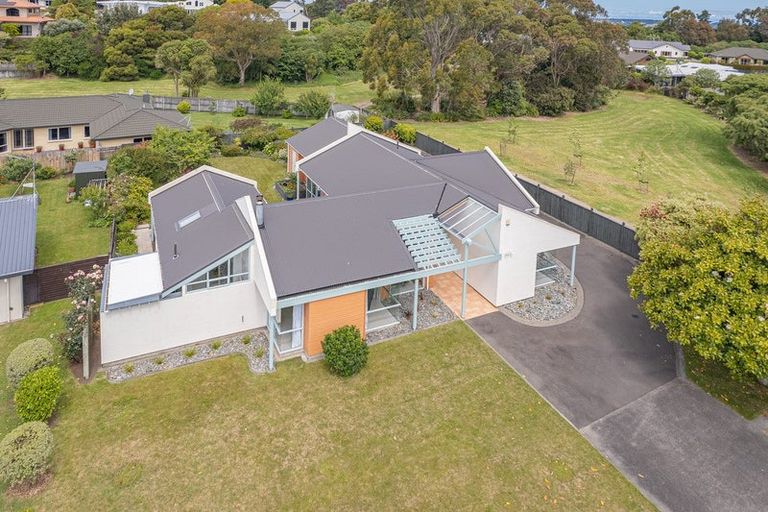 Photo of property in 17 Norfolk Drive, Otamatea, Whanganui, 4500