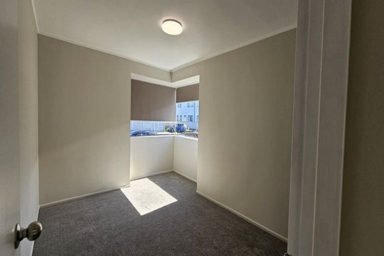 Photo of property in 6 Evelyn Street, Papatoetoe, Auckland, 2025