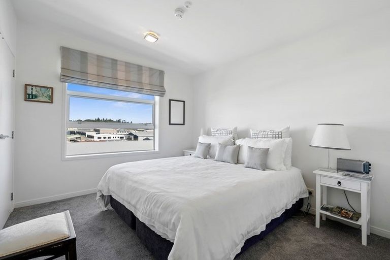 Photo of property in Quarterdeck, 22/4 Buller Street, New Plymouth, 4310