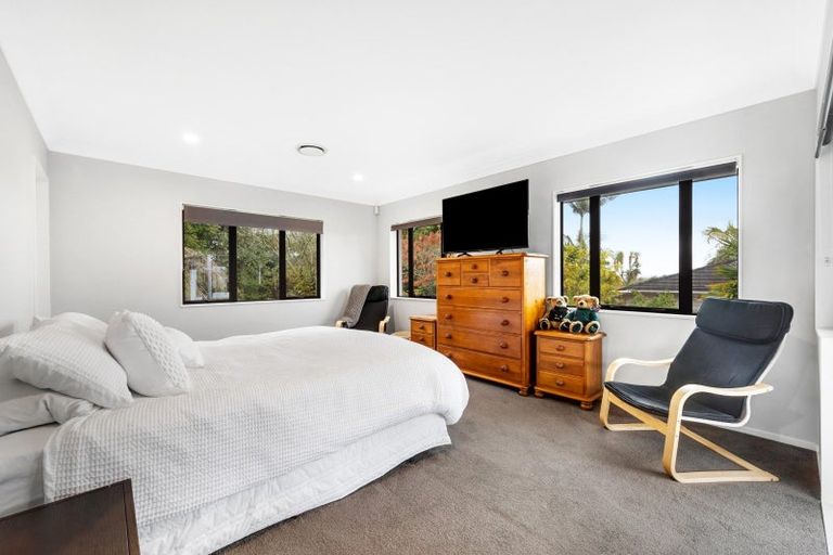 Photo of property in 7 Kerridge Close, Shamrock Park, Auckland, 2016