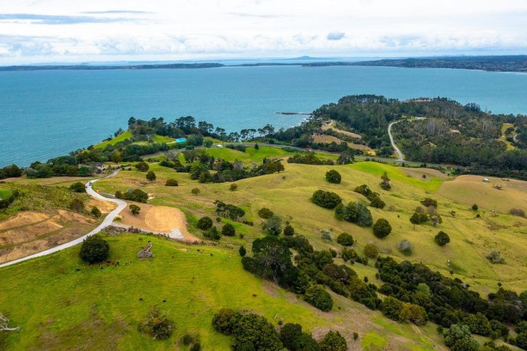 Photo of property in 983a Hibiscus Coast Highway, Waiwera, Orewa, 0994