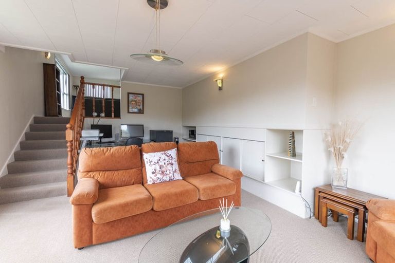 Photo of property in 63 Sea Vista Drive, Pukerua Bay, 5026