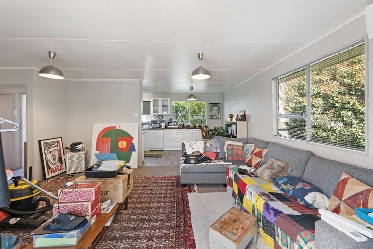 Photo of property in 7 Hindmarsh Street, Henderson, Auckland, 0612