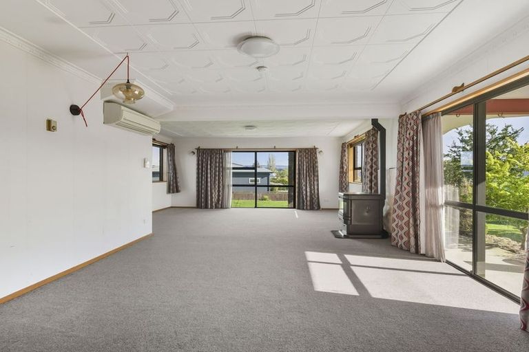 Photo of property in 11 Greenhithe Street, Waihola, Milton, 9073