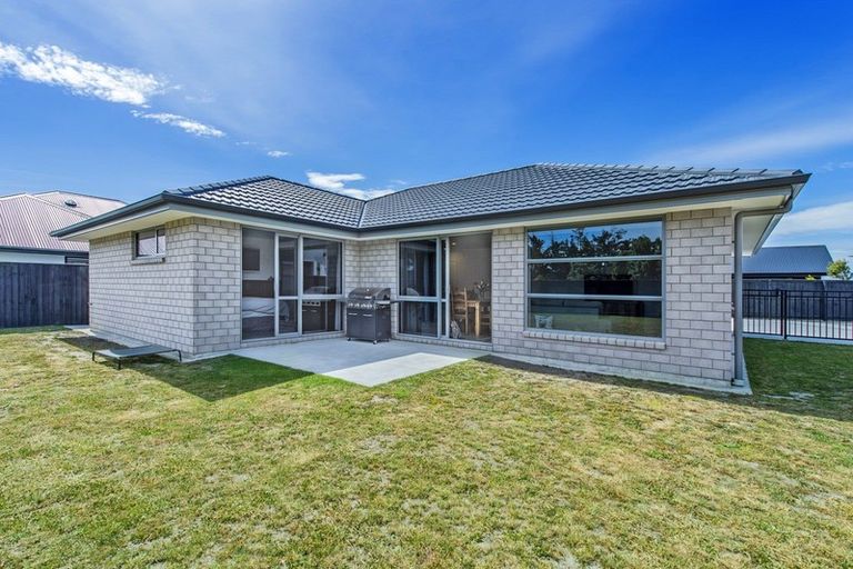 Photo of property in 12 Alpha Way, Rolleston, 7615