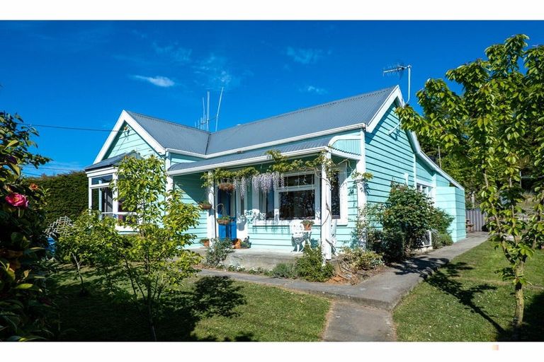 Photo of property in 68 Peel Street, Geraldine, 7930