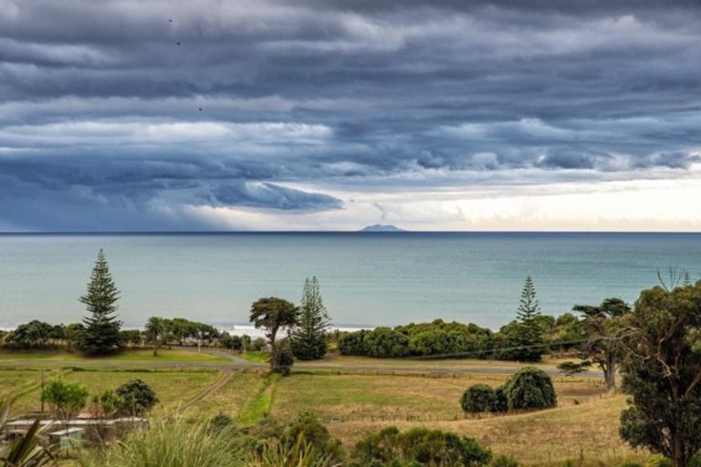 Photo of property in 45 Beach Road, Tirohanga, Opotiki, 3197