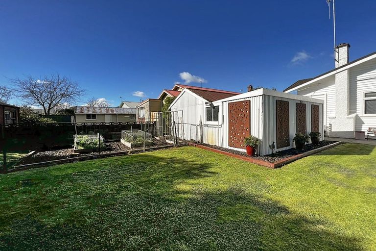 Photo of property in 21 Beresford Street, Takaro, Palmerston North, 4410