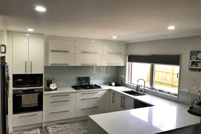 Photo of property in 77a Puhinui Road, Papatoetoe, Auckland, 2104