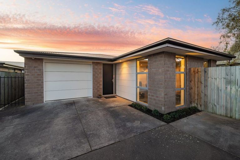 Photo of property in 3/24 Wairakei Road, Strowan, Christchurch, 8052