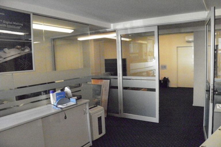 Photo of property in 7 Lowe Street, Belmont, Auckland, 0622