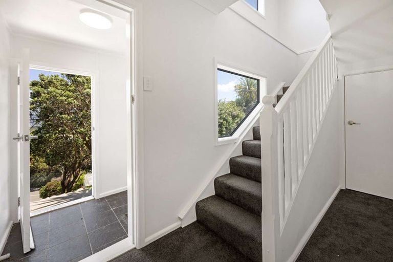 Photo of property in 109 Black Rock Road, Newlands, Wellington, 6037