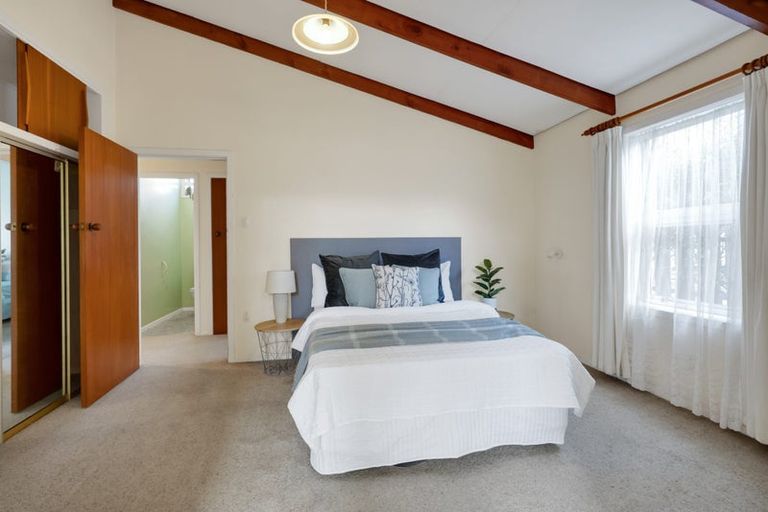 Photo of property in 23a Fulford Street, New Plymouth, 4310