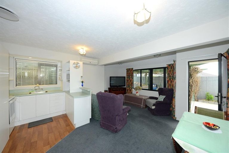 Photo of property in 192 Travis Road, New Brighton, Christchurch, 8083