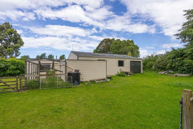 Photo of property in 365 Bluff Rangitumau Road, Rangitumau, Masterton, 5871