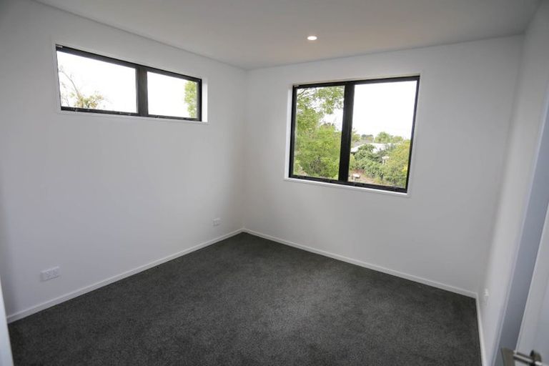 Photo of property in 4/130 Olliviers Road, Phillipstown, Christchurch, 8011