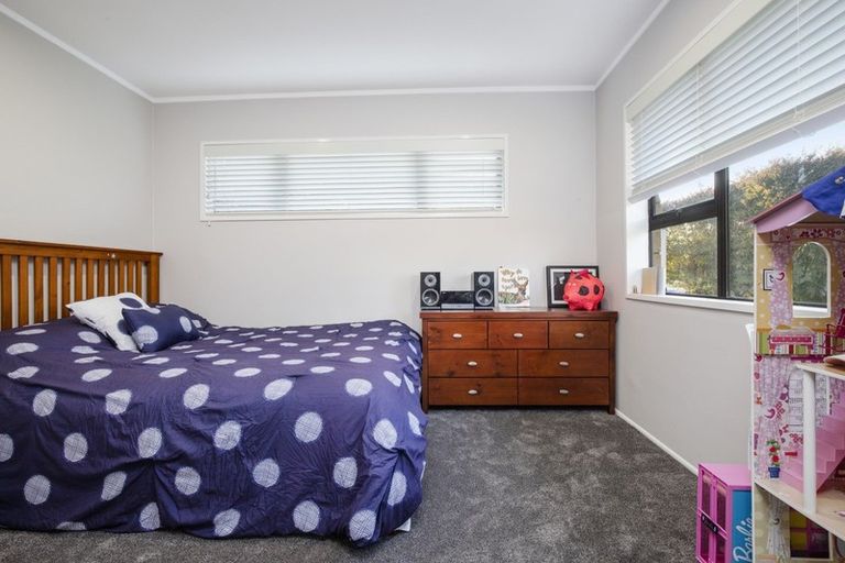 Photo of property in 8 Koromiko Place, Waiuku, 2123