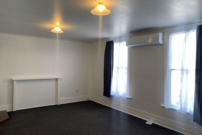 Photo of property in 98 Pembroke Street, Carterton, 5713