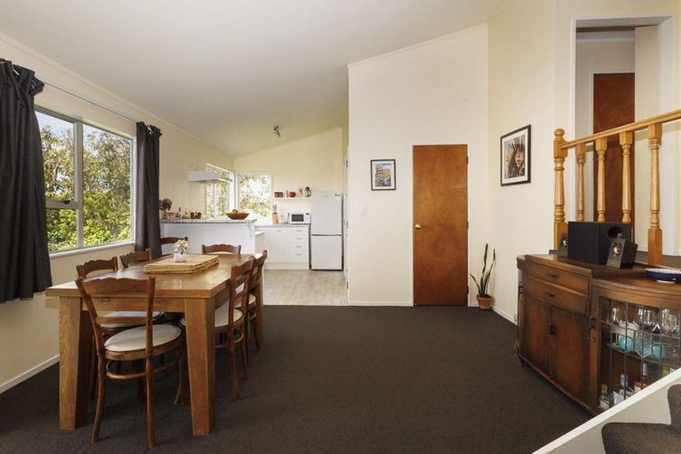 Photo of property in 69 Montgomery Avenue, Karori, Wellington, 6012