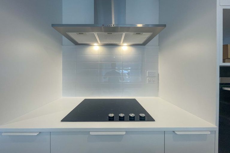 Photo of property in 16 Wexford Crescent, Halswell, Christchurch, 8025