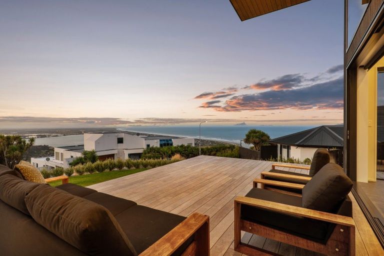 Photo of property in 37 Revelation Drive, Clifton, Christchurch, 8081