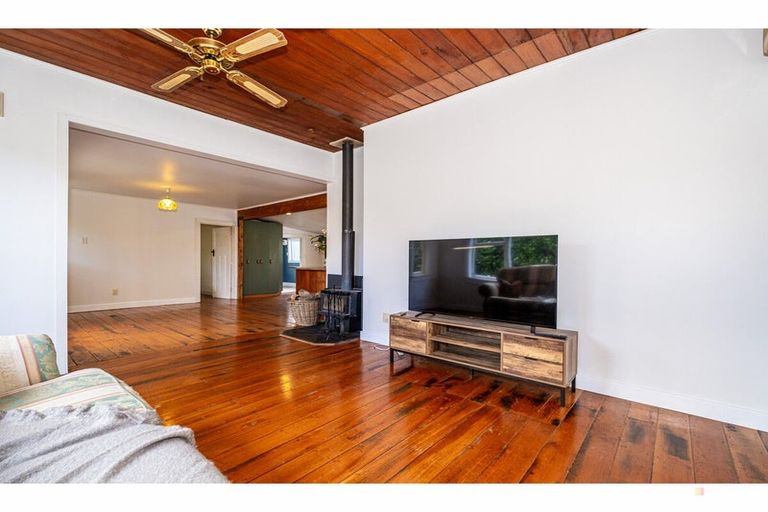 Photo of property in 243 Talbot Street, Geraldine, 7930