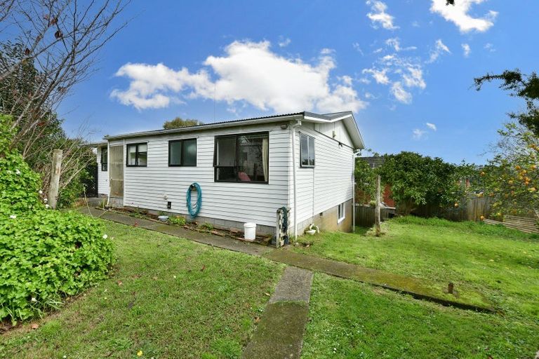 Photo of property in 30 Downer Street, Helensville, 0800