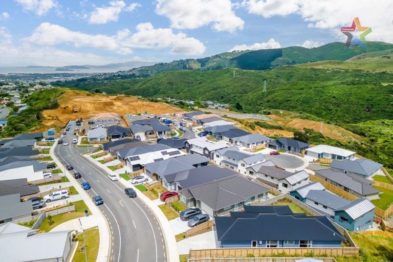 Photo of property in 169 Waipounamu Drive, Kelson, Lower Hutt, 5010