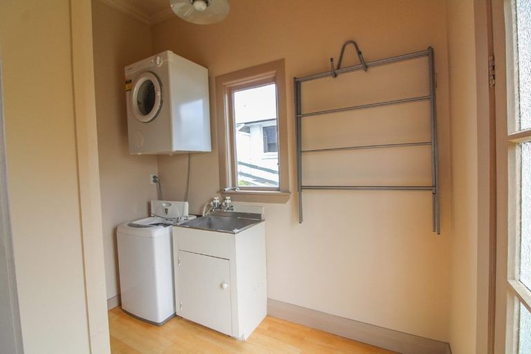 Photo of property in 2 Stansfield Street, Kenmure, Dunedin, 9011