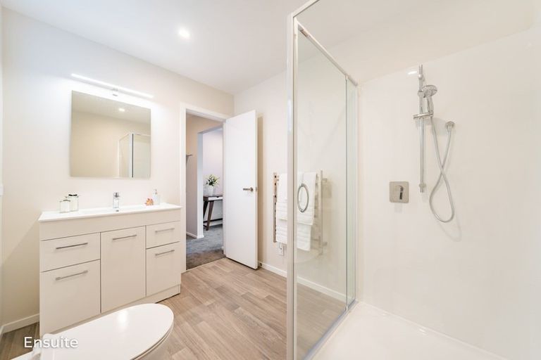 Photo of property in 70 Riverstone Drive, Riverstone Terraces, Upper Hutt, 5018