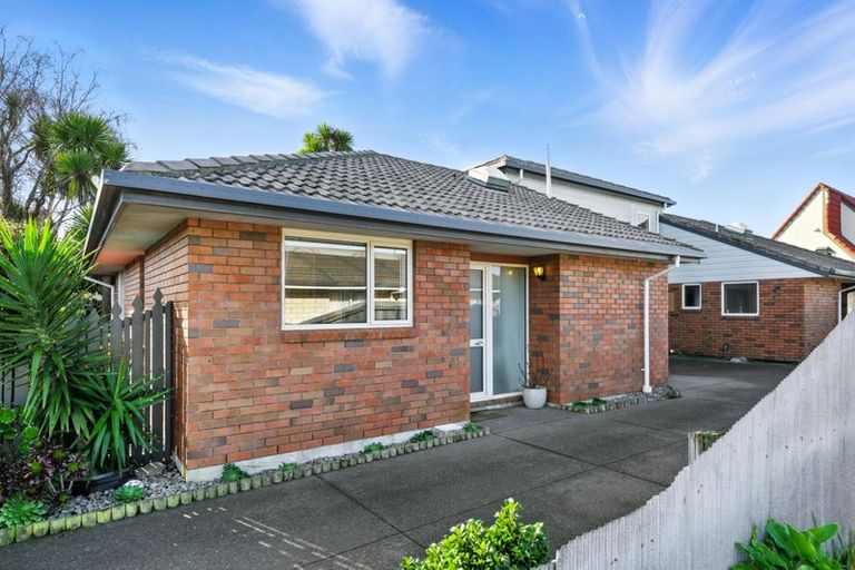Photo of property in 1/48 Longfellow Street, Sydenham, Christchurch, 8023