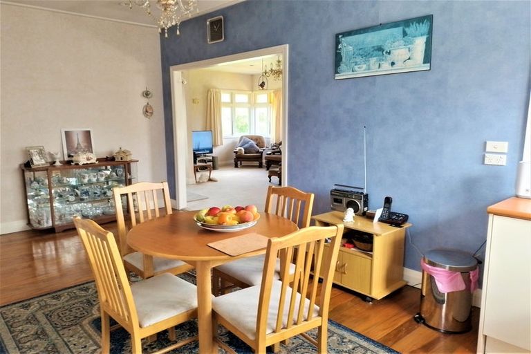 Photo of property in 11 Darlington Street, Ngatea, 3503