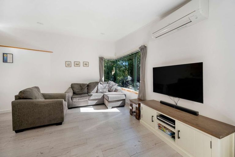 Photo of property in 3b Laing Cove, Havelock North, 4130