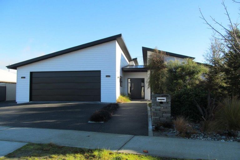 Photo of property in 28 Henderson Drive, Alexandra, 9320