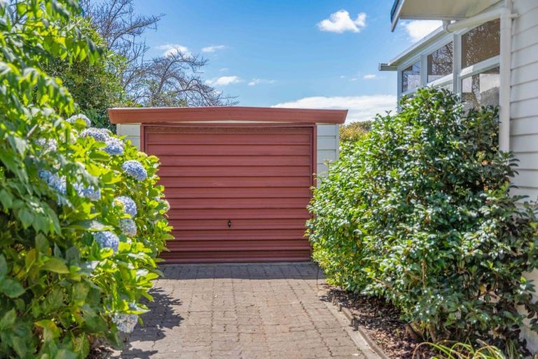 Photo of property in 49 Sylvan Avenue, Waikanae, 5036