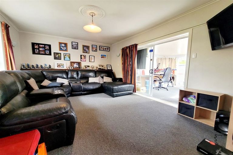 Photo of property in 65 Clouston Park Road, Clouston Park, Upper Hutt, 5018