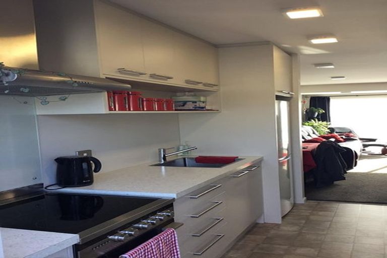 Photo of property in 2/172 Geraldine Street, Edgeware, Christchurch, 8013