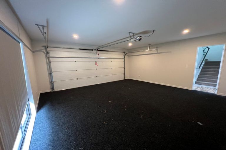 Photo of property in 9 Ti Kouka Place, Te Atatu Peninsula, Auckland, 0610